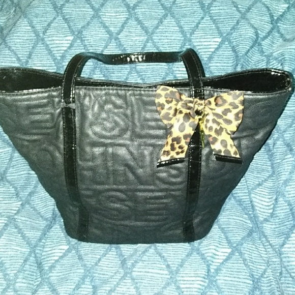 Handbag - Picture 1 of 3